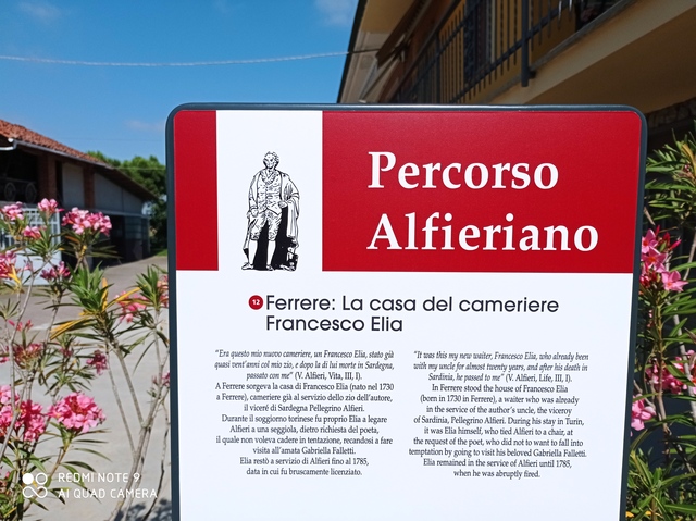 Targa commemorativa dedicata a Francesco Elia, "fidato" servitore di Vittorio Alfieri, nato a Ferrere
