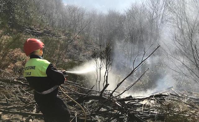 Stato di massima pericolosità per incendi boschivi in Piemonte